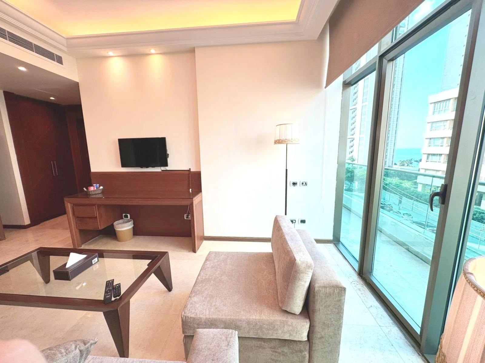 King Suites Hotel Бейрут Экстерьер фото